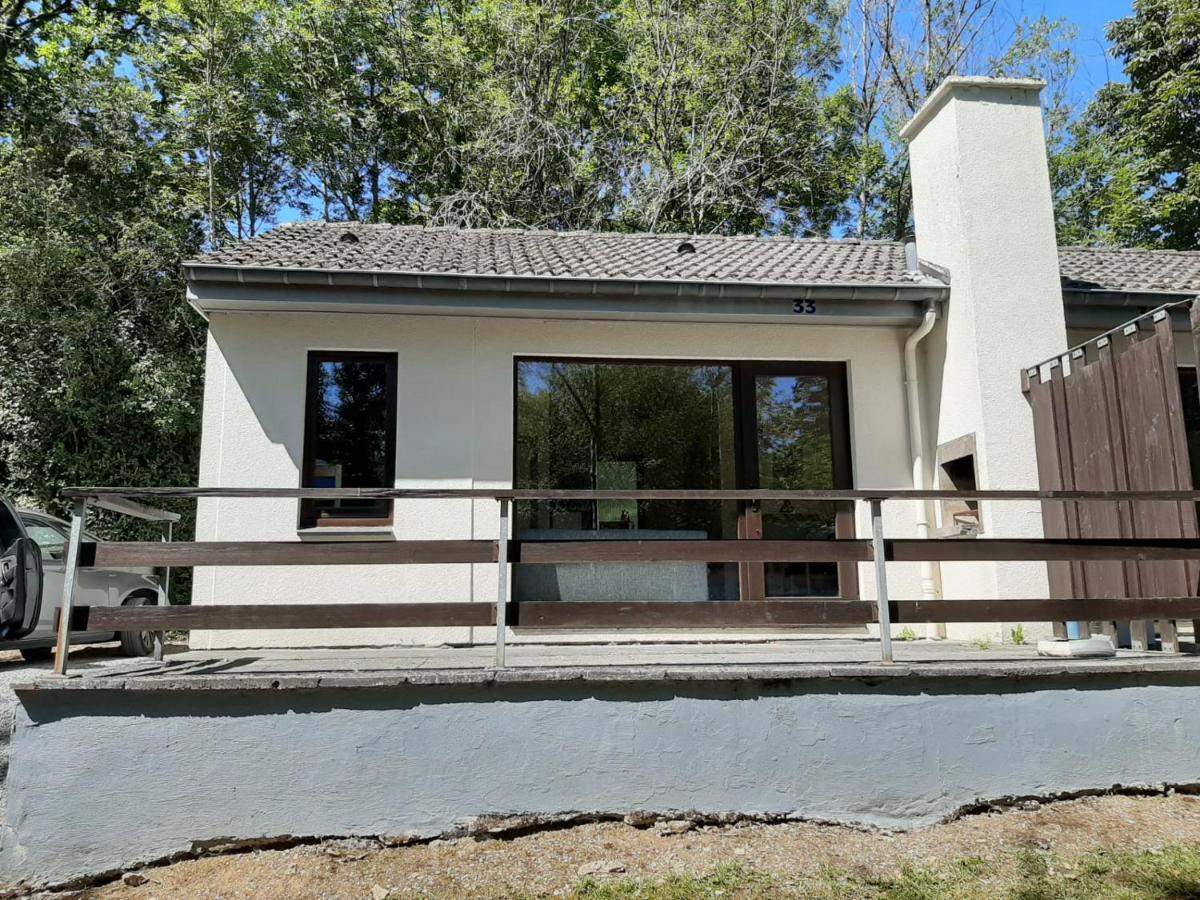 Mooie Bungalow In De Prachtige Natuur Hastiere-par-dela Kültér fotó